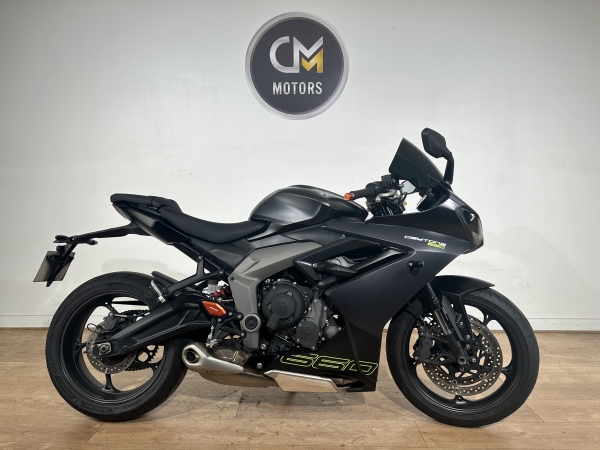 TRIUMPH Daytona