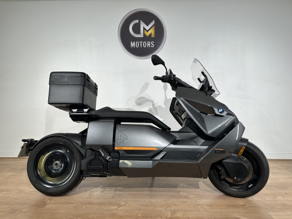 BMW CE04