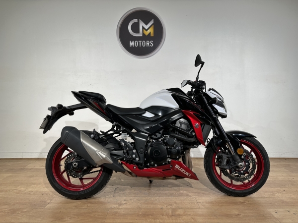 SUZUKI GSX-S 750