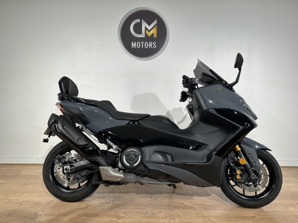 YAMAHA Tmax 560