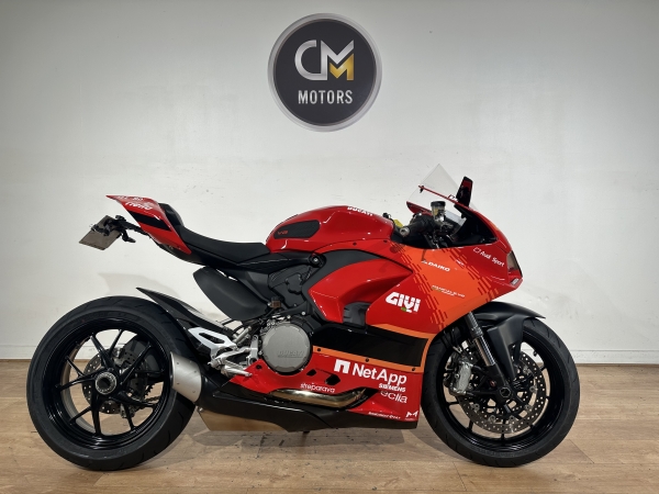 DUCATI Panigale V2